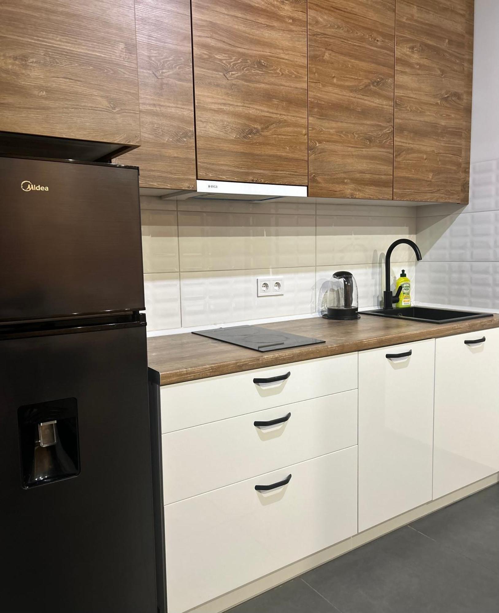 Loft На Кониського, Центр Apartman Dnyipropetrovszk Kültér fotó